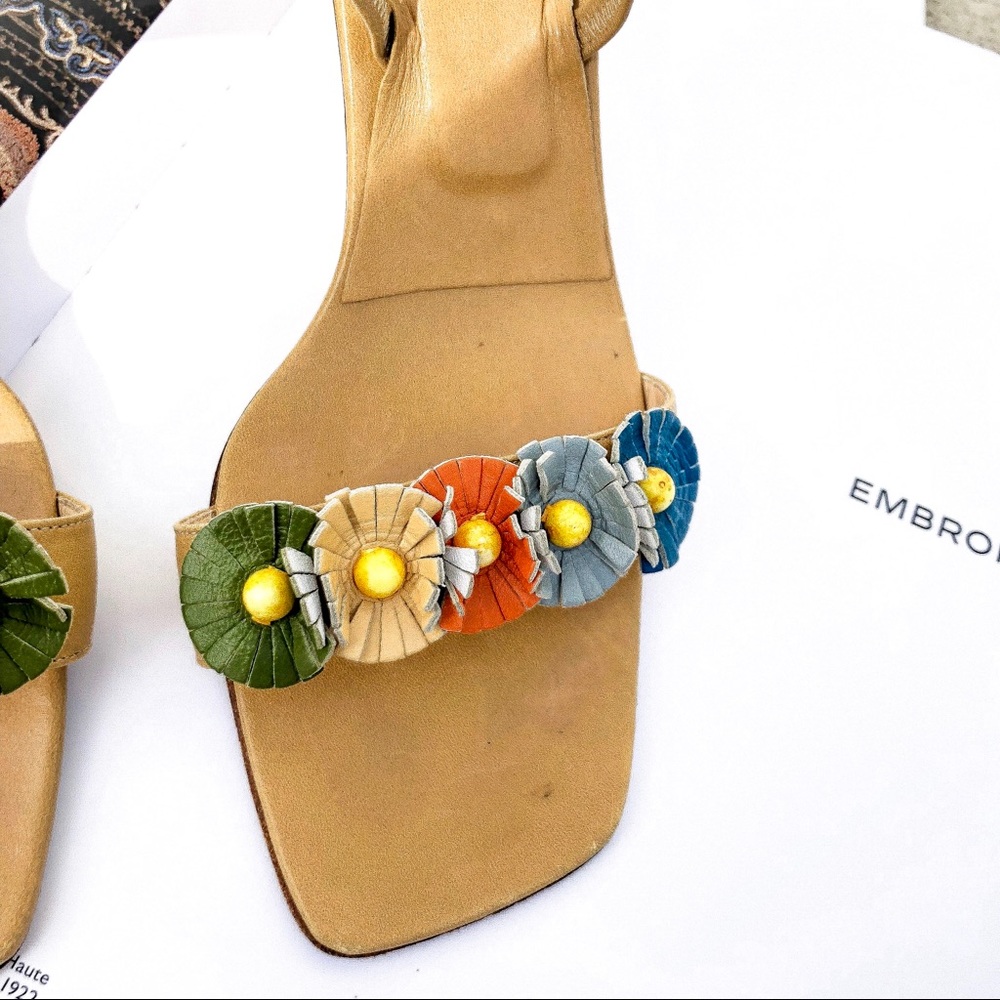 FLASH SALE▫️Vintage Fendi Floral Appliqué Heels